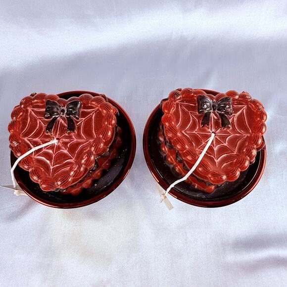 Christian Lacroix Goth Candles Ruby Red Glass Spiderweb Vampire Cake Halloween - Picture 2 of 8
